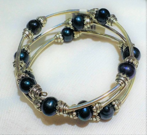 Triple Wrap Memory Wire Pearl Bracelet - Black (BA-906021)