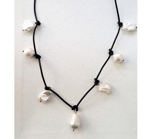 7 Baroque Pearl Leather Necklace - Black (LN-906032)